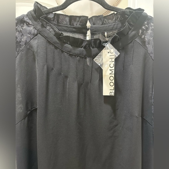 BloomChic Plus Size 2XL Lace Sleeve Blouse us18-20 - Picture 3 of 7